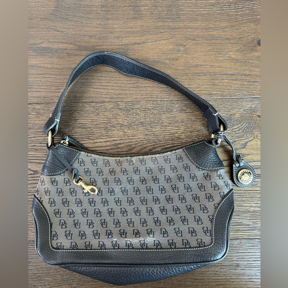 Dooney & Bourke purse
